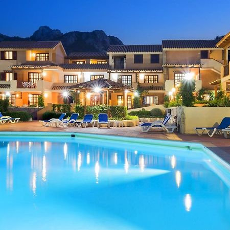 Residence Bougainvillae Liscia di Vacca Zewnętrze zdjęcie